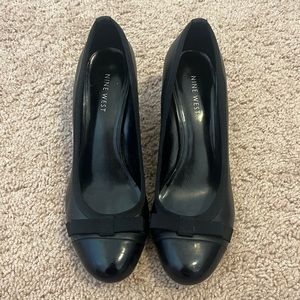 Nine West black ballet wedges size 7